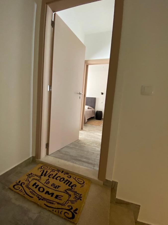Appartamento Friendly House Lagos Esterno foto